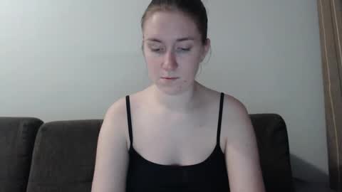 lily_love_x online show from 12-06-24, 11:47