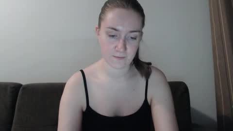 lily_love_x online show from 12-10-24, 10:58