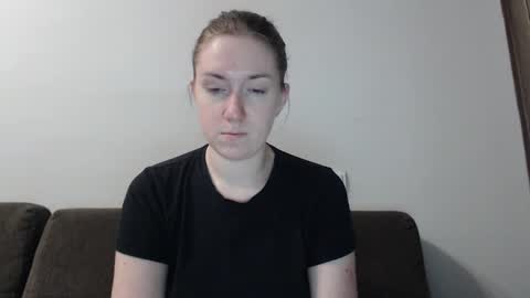 lily_love_x online show from 02-03-25, 02:25