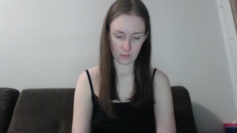 lily_love_x online show from 04-25-26, 11:13