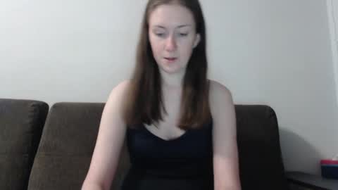 lily_love_x online show from 04-28-26, 12:20