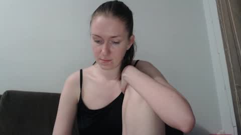 Snapshot of lily_love_x chatting on 05-08-26, 01:11 lily_love_x online show from 05-08-26, 01:11