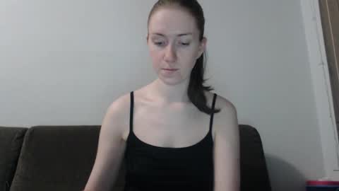 Snapshot of lily_love_x chatting on 05-23-26, 03:23 lily_love_x online show from 05-23-26, 03:23