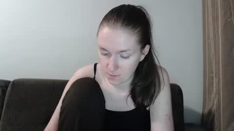 Snapshot of lily_love_x chatting on 06-11-26, 02:53 lily_love_x online show from 06-11-26, 02:53