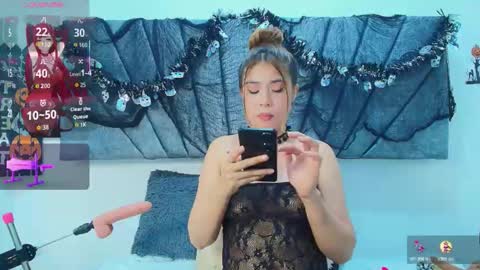 Snapshot of lily_meghan chatting on 10-30-25, 09:26 LILY MEGHAN online show from 10-30-25, 09:26