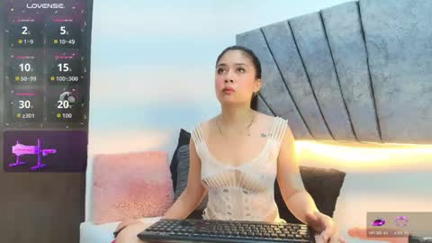 LILY MEGHAN online show from 06-03-26, 07:41