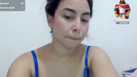 Snapshot of lily_robertss_ chatting on 11-24-25, 02:11 Lily Roberts online show from 11-24-25, 02:11