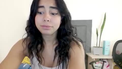 Snapshot of lily_robertss_ chatting on 07-08-26, 10:03 Lily Roberts online show from 07-08-26, 10:03