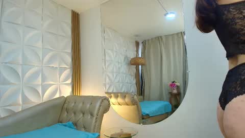 Lily Lauren online show from 03-16-26, 12:42