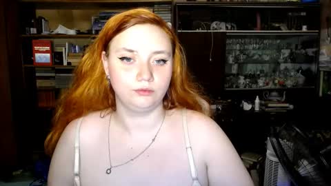 Alice online show from 09-11-25, 01:17