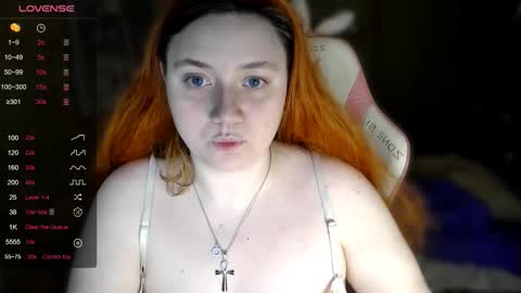 Snapshot of lily_shamy chatting on 01-16-26, 02:37 Alice online show from 01-16-26, 02:37