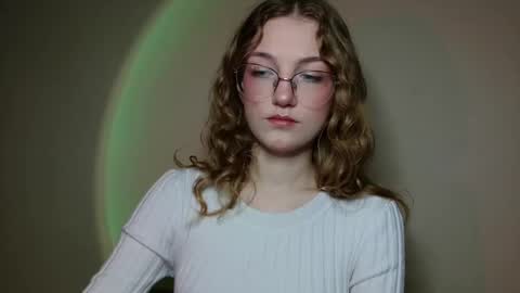 small lily online show from 02-12-26, 03:12