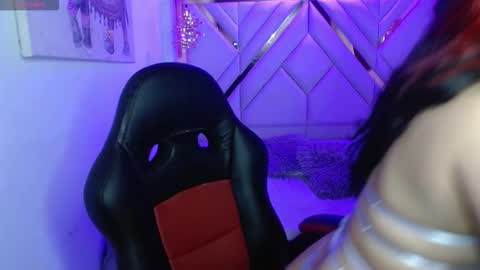 lily_tk online show from 03-10-26, 03:33