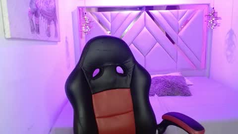 lily_tk online show from 03-11-26, 03:23