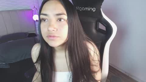 lily_waist online show from 11-06-25, 11:11