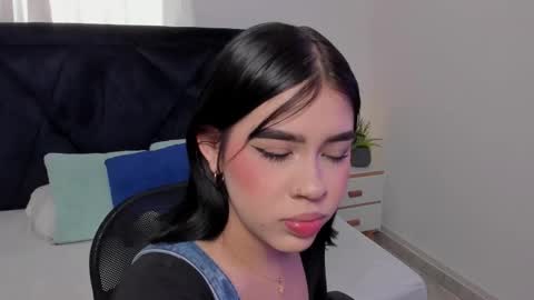 LilyWoodz online show from 02-19-26, 07:32