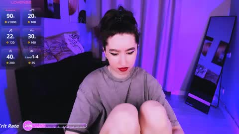 Snapshot of lily_xbaby chatting on 04-11-26, 10:52 LILY online show from 04-11-26, 10:52