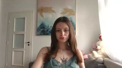 lilycandy_ online show from 04-25-26, 11:24