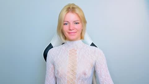 Snapshot of lilydavisss chatting on 06-01-26, 02:13 lilydavisss online show from 06-01-26, 02:13