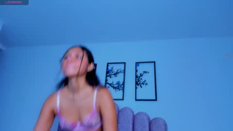 Snapshot of lilydolll chatting on 10-01-25, 04:07 Lily online show from 10-01-25, 04:07