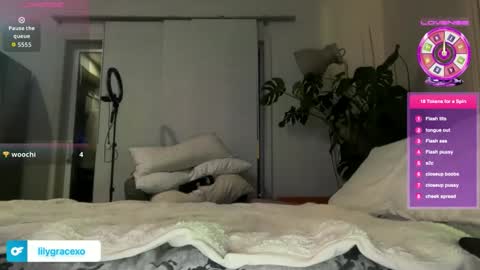 Lily Grace online show from 02-17-26, 05:15