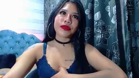 lilyjamesx online show from 02-05-25, 06:48