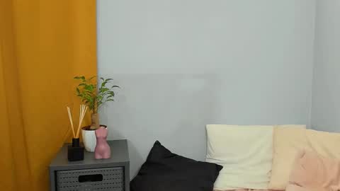 Lily online show from 12-07-24, 12:52
