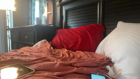 lilylustwell online show from 06-18-26, 07:18