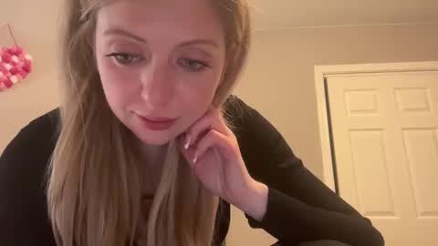 LilyMae online show from 02-08-25, 03:41