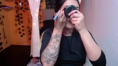 lilymoon_018 online show from 05-20-26, 01:17