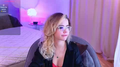 Rose online show from 09-29-25, 05:34