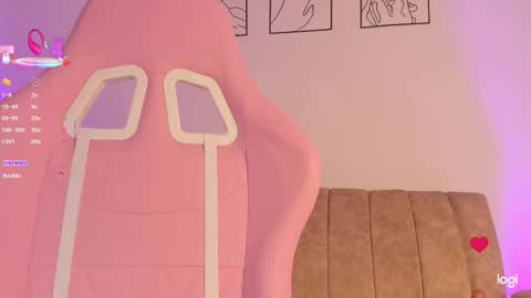 Lily  online show from 09-16-25, 09:54