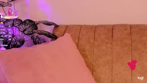 Lily  online show from 09-29-25, 09:47