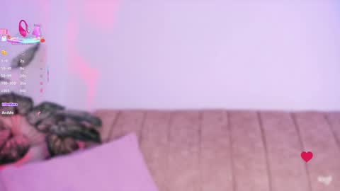 Lily  online show from 10-24-25, 09:28