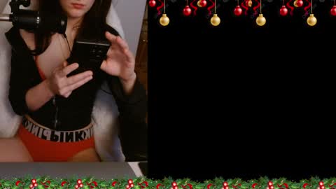 Lily Rone online show from 12-25-24, 03:50