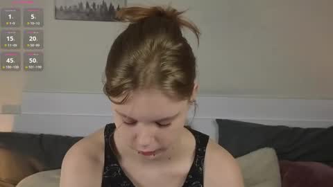 Snapshot of lilytways chatting on 05-18-26, 06:14 Julie online show from 05-18-26, 06:14