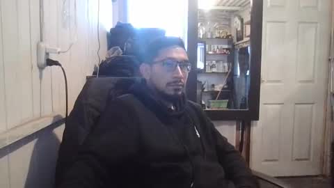 Snapshot of limaboy444 chatting on 10-27-25, 05:17 Smith666 online show from 10-27-25, 05:17