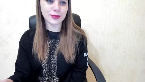    online show from 12-18-24, 08:36