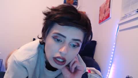 Snapshot of liminaldoll chatting on 12-16-24, 02:36 Liminal online show from 12-16-24, 02:36