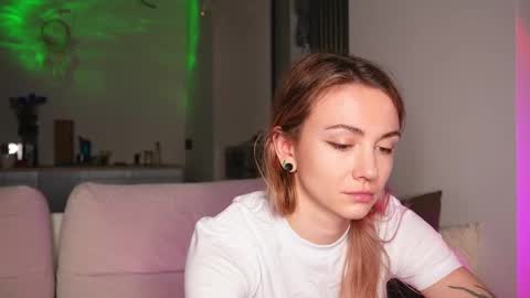 Snapshot of limy_sweet chatting on 02-20-25, 04:28 limy_sweet online show from 02-20-25, 04:28