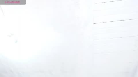 Snapshot of lin_jayani chatting on 05-07-26, 09:53 Lin online show from 05-07-26, 09:53
