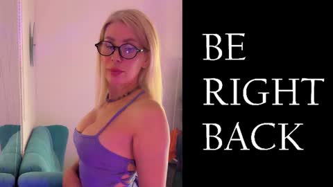 Snapshot of lina_bennet chatting on 06-22-26, 03:25 lina_bennet online show from 06-22-26, 03:25