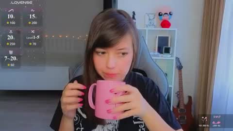 Lina online show from 07-03-26, 01:56