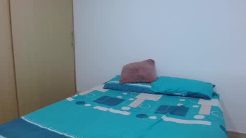 Snapshot of lina_busty chatting on 02-02-25, 11:42 lina_busty online show from 02-02-25, 11:42