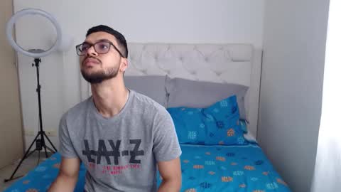 Snapshot of lina_busty chatting on 10-25-25, 02:56 lina_busty online show from 10-25-25, 02:56