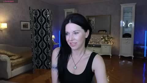 lina_flore online show from 04-24-26, 06:54