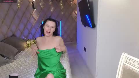 Snapshot of lina_flore chatting on 07-11-26, 10:11 lina_flore online show from 07-11-26, 10:11