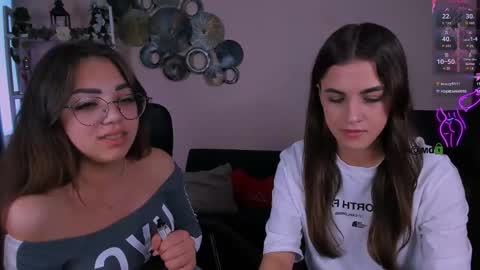 lina_fox12 online show from 05-22-26, 12:44