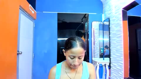 Snapshot of lina_kl chatting on 10-12-25, 02:54 lina_kl online show from 10-12-25, 02:54