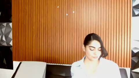 Snapshot of lina_leyton chatting on 06-24-26, 05:45 Lina Leyton online show from 06-24-26, 05:45